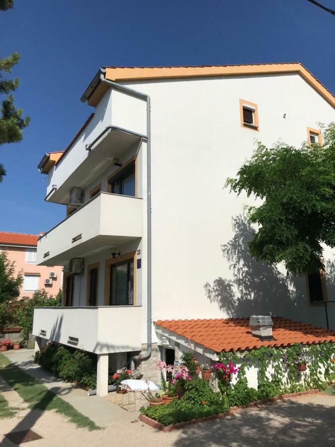 Apartments Lena Baška Buitenkant foto